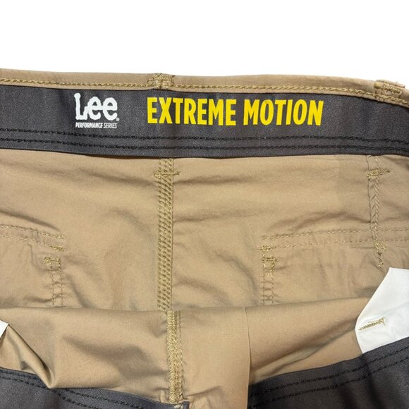 Men's Lee Performance Cargo Shorts - Picture 3 of 5